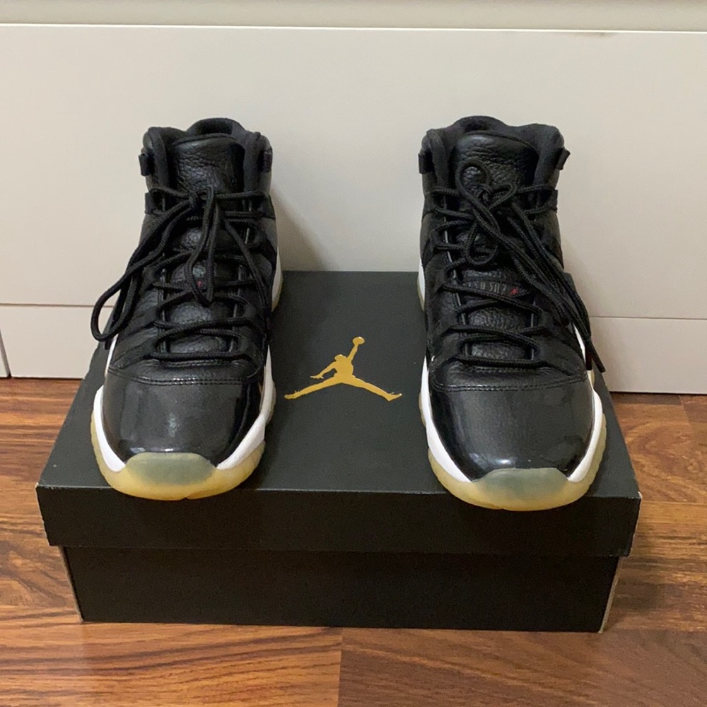 Air Jordan 11 Retro BG size 4y